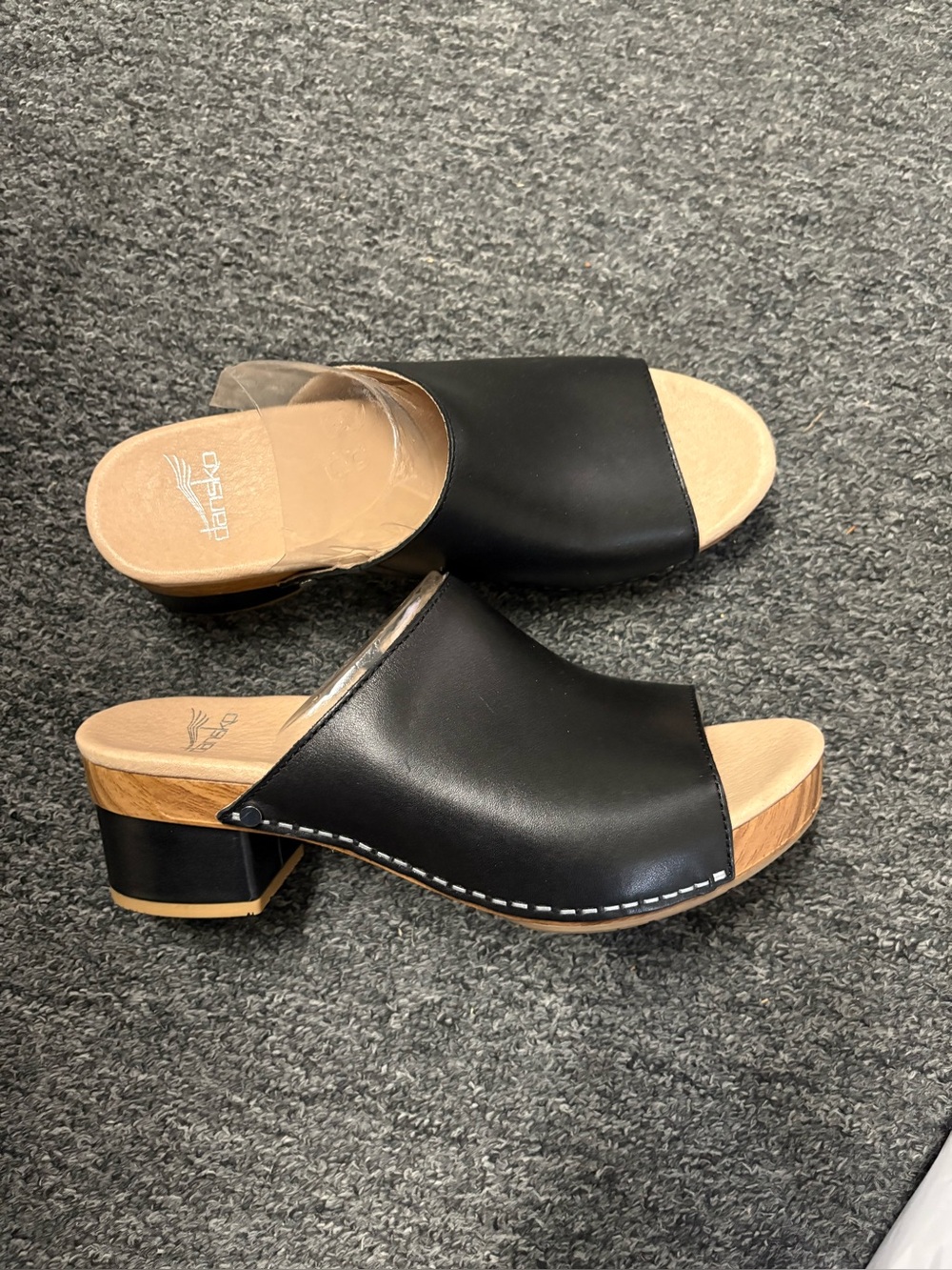 Dansko clog sandals new in box 38